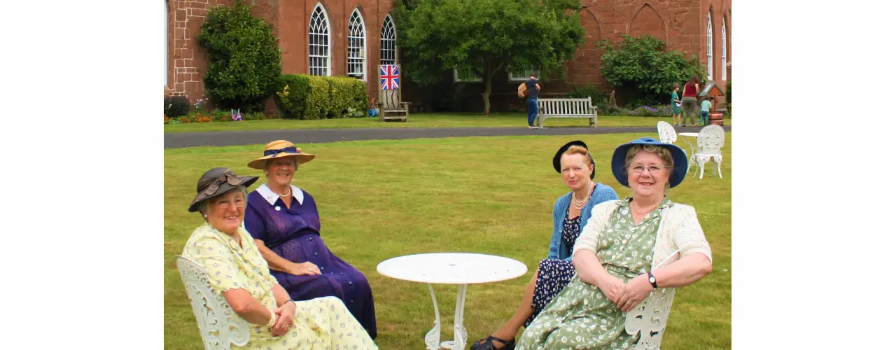 A Feel of the Forties at Hartlebury Castle